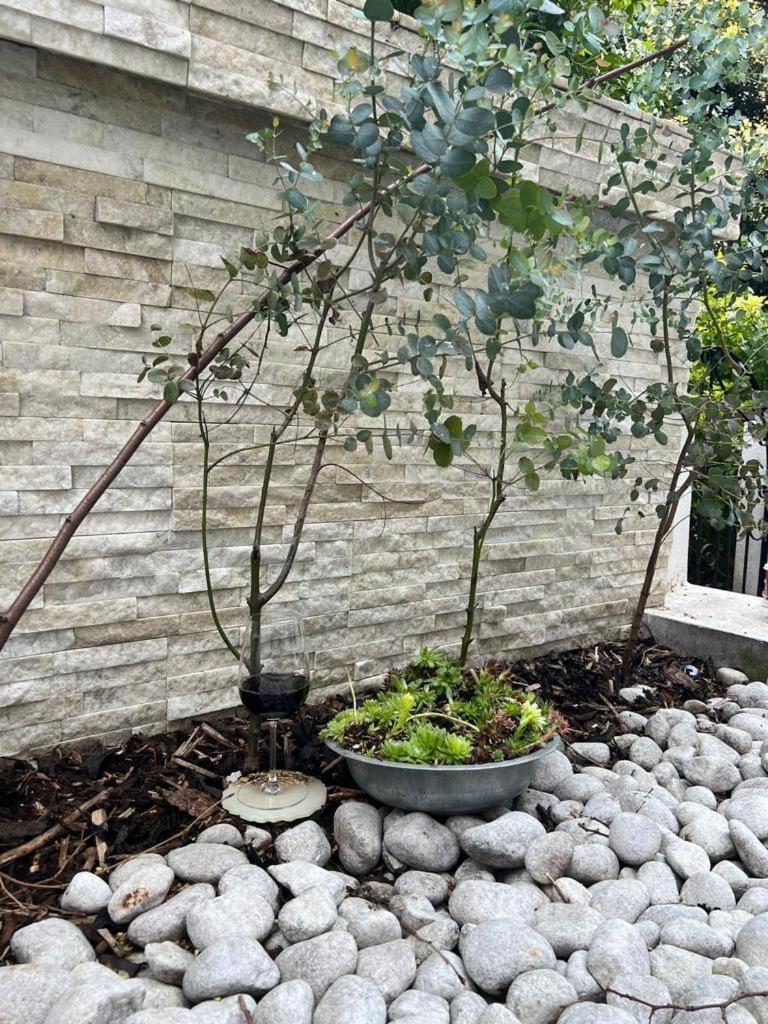 Stylish Apartment With Bbq Kensington 런던 외부 사진